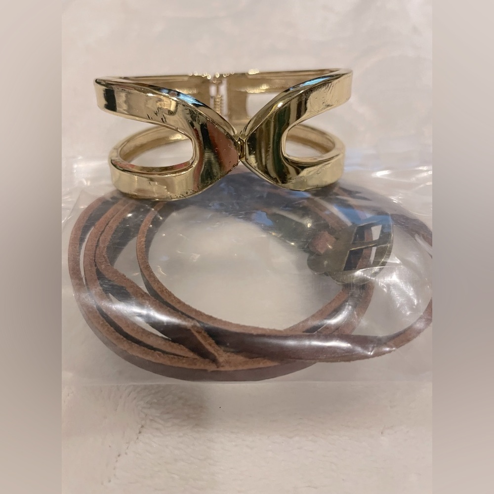 3 bracelets - Picture 2 of 4